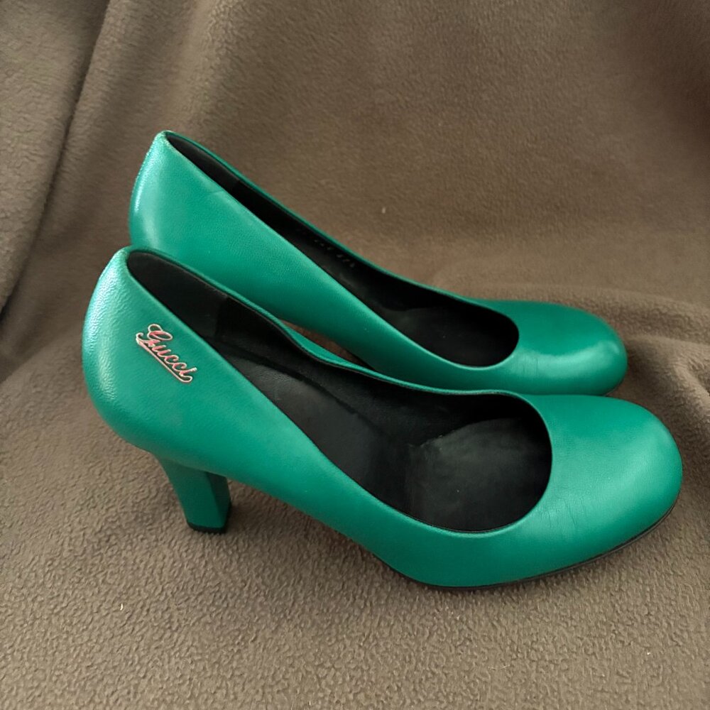 Gucci Vintage Emerald Green Leather Round Toe Heels EU 37.5 US 7.5